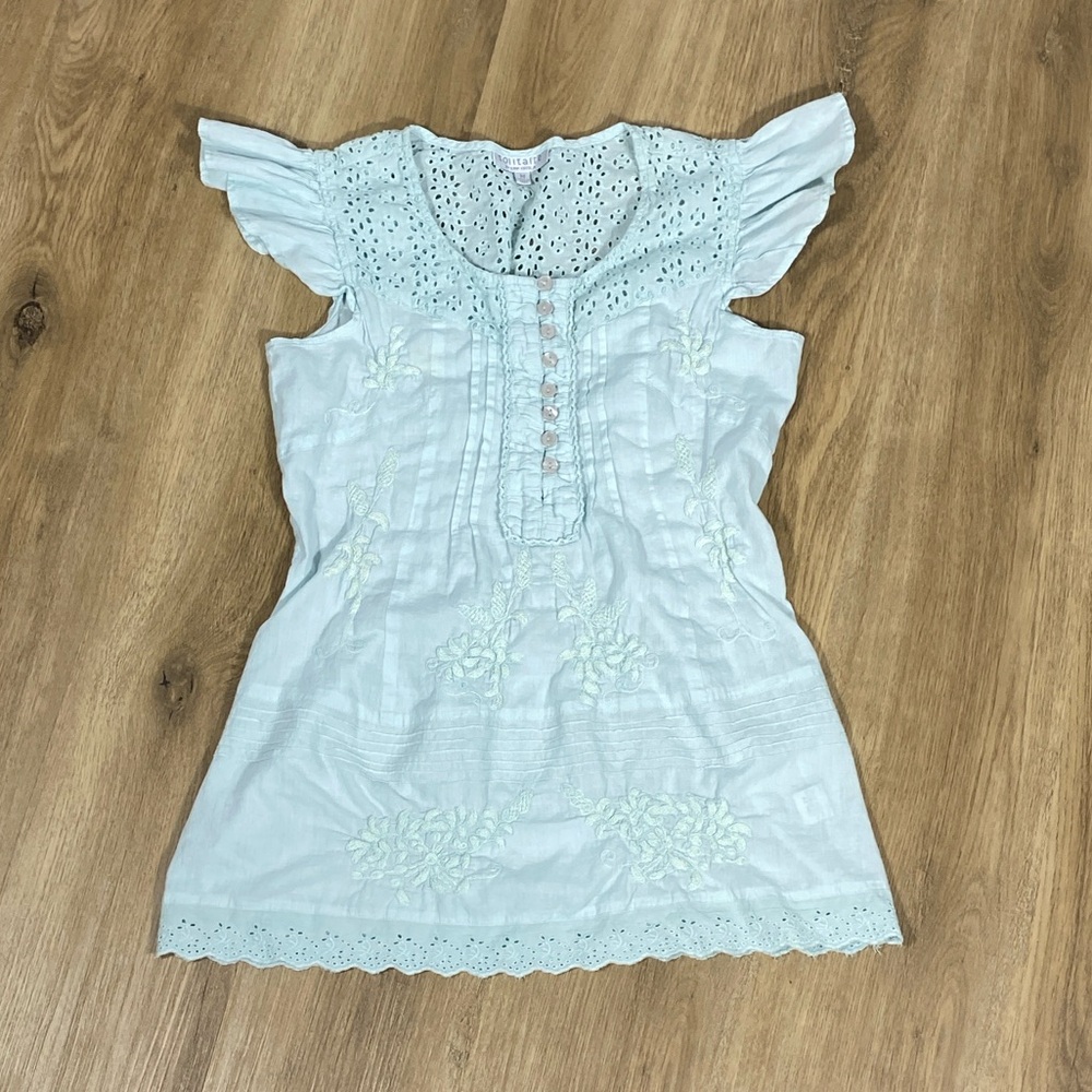 Solitaire Light Mint Green Eyelet Women's Top size medium
